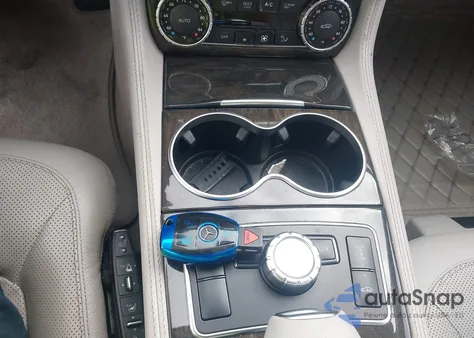 2013 Mercedes-Benz Cls 550 from USA, damaged, VIN WDDLJ7DB2DA087761